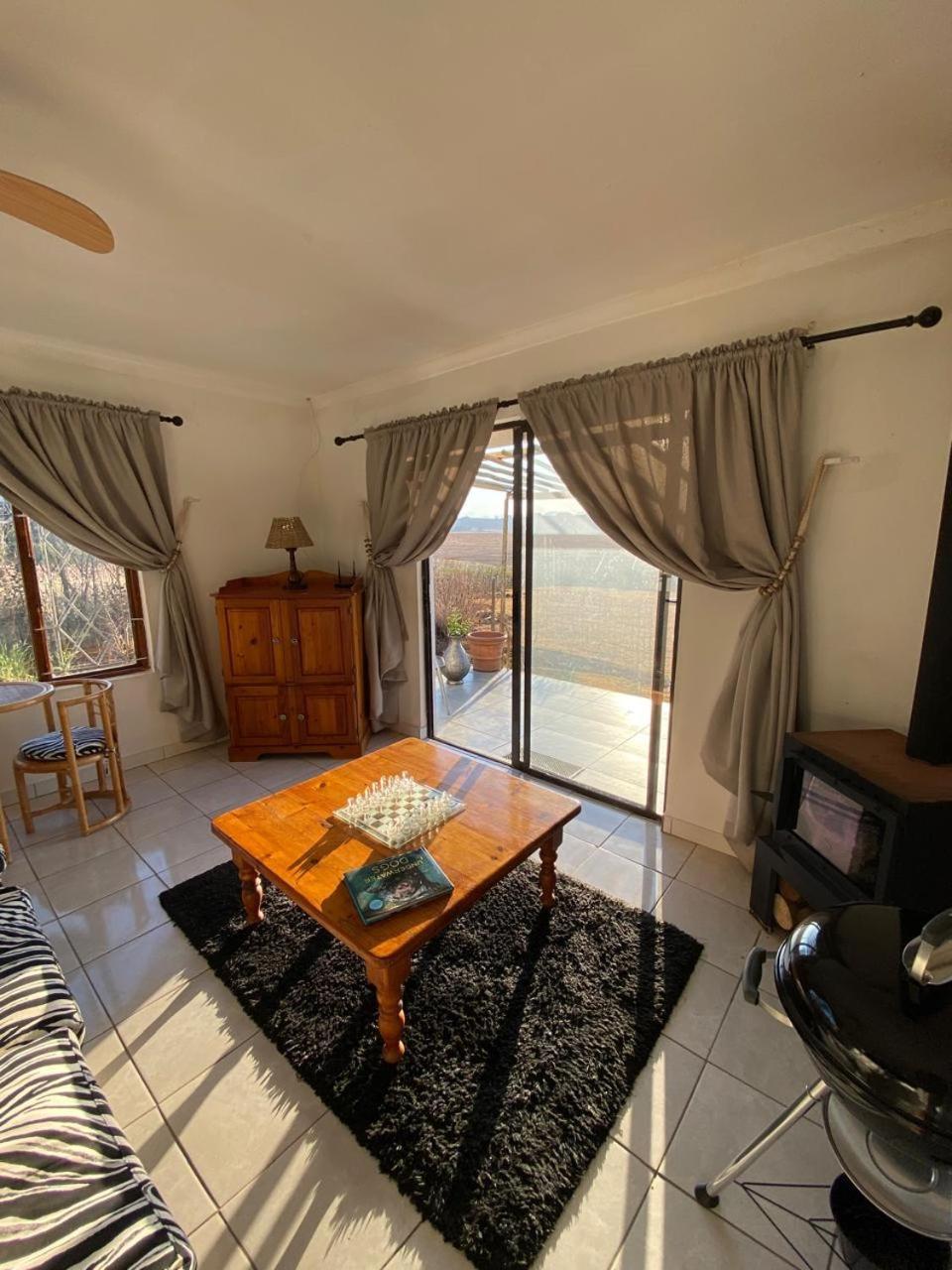 Sani Pass View Cottage ไฮม์วิลล์ ภายนอก รูปภาพ