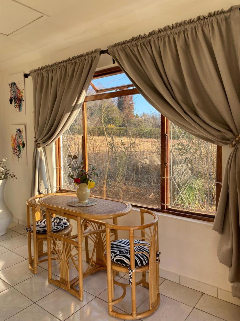 Sani Pass View Cottage ไฮม์วิลล์ ภายนอก รูปภาพ
